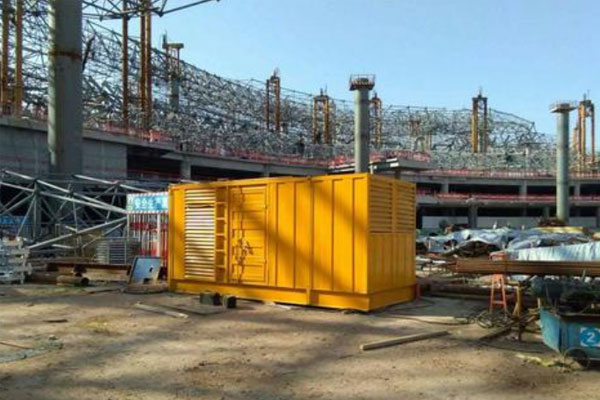 重庆发电机出租如何判断空气滤清器是否需要更换？