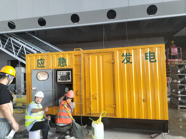 重庆怎样判断空气滤清器是否需要更换？